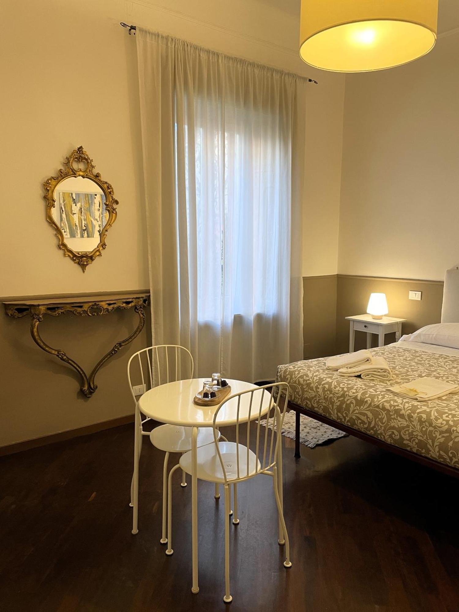 Hotel Dimora Montecchi Verona Exterior foto